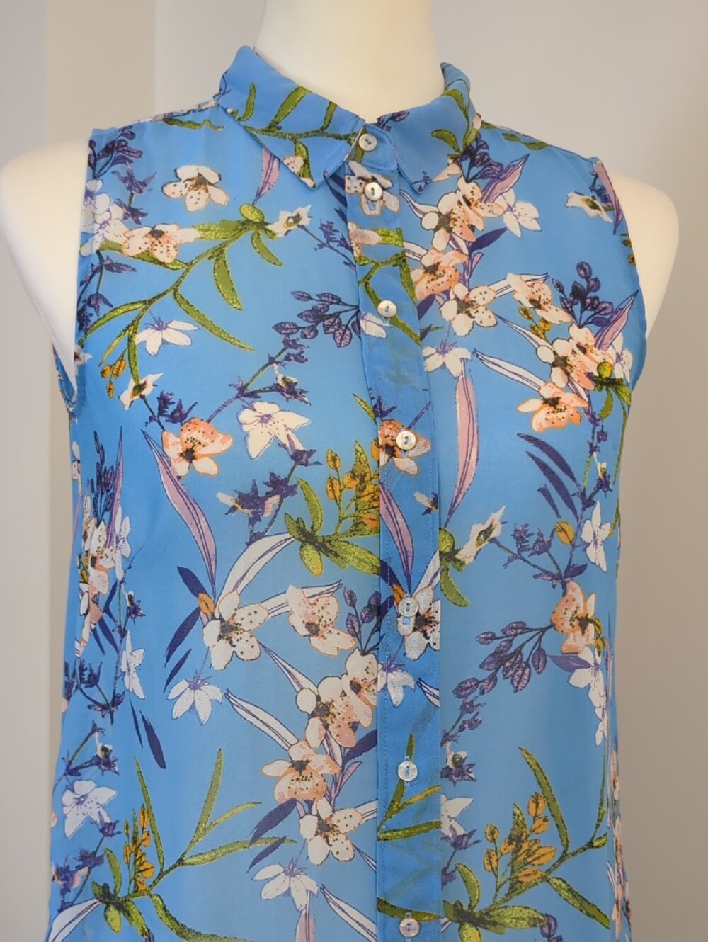 H&M Blue Floral Sleeveless Collared Button Up Blouse Tank Top Shirt SIZE 2 - Picture 4 of 13